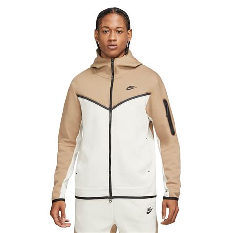 nike fleece anzug beige herren|nike tech fleece shorts.